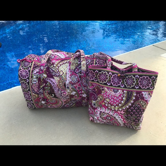 Vera Bradley Handbags - 2pc Vera Bradley Very Berry Travel Set